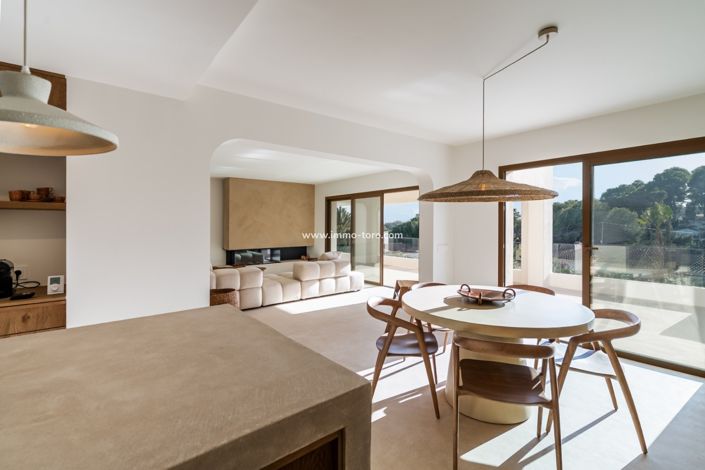 Image No.4-5 Bed Villa for sale