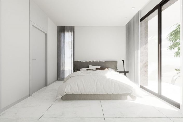 Image No.17-4 Bed Villa for sale