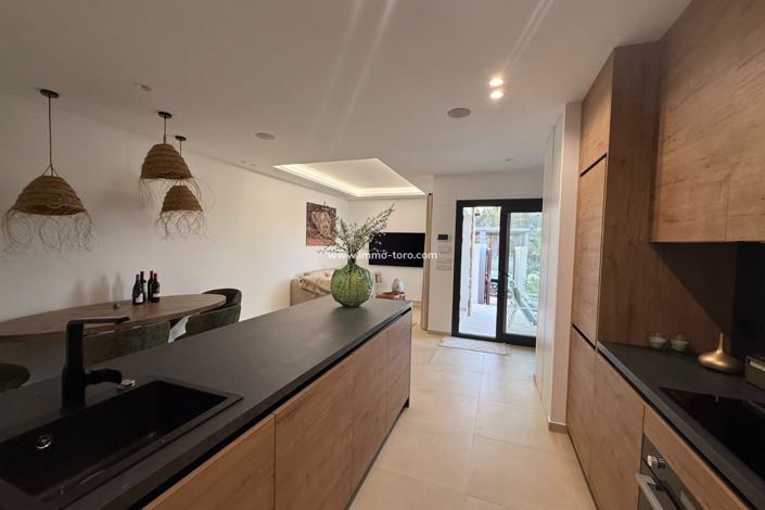 Image No.3-2 Bed Villa for sale