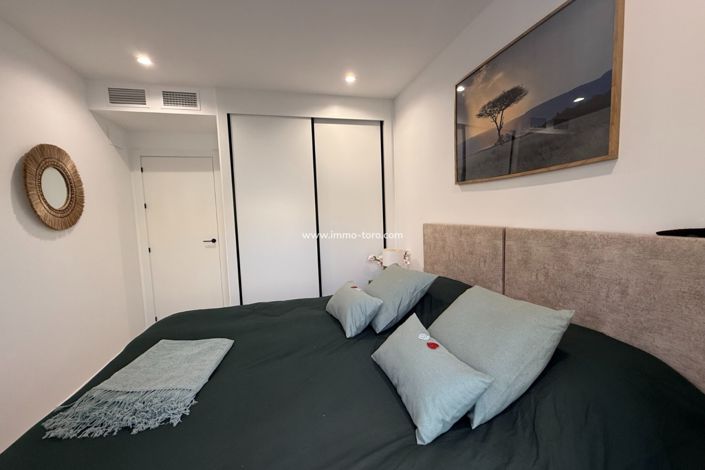 Image No.32-2 Bed Villa for sale