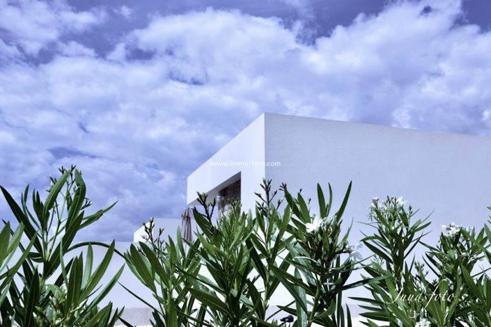 Image No.9-2 Bed Villa for sale