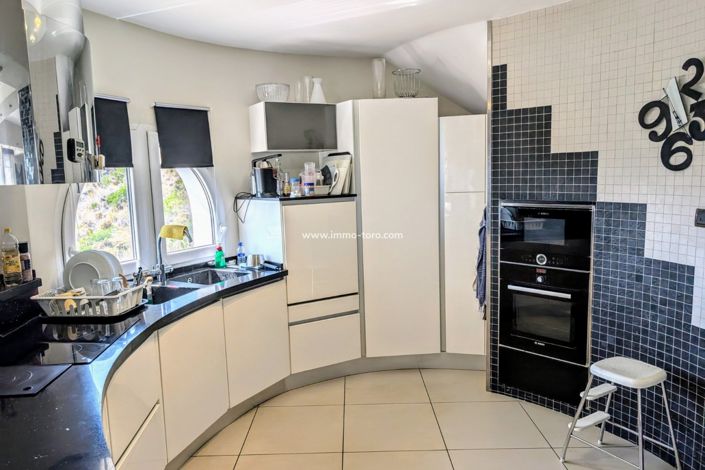 Image No.12-3 Bed Villa for sale