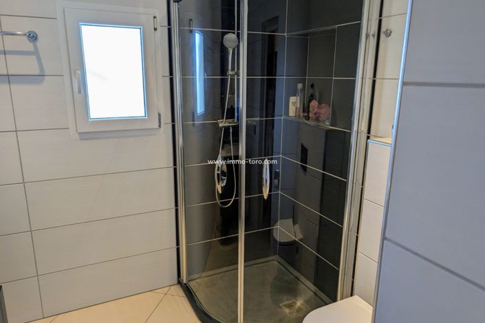 Image No.23-3 Bed Villa for sale