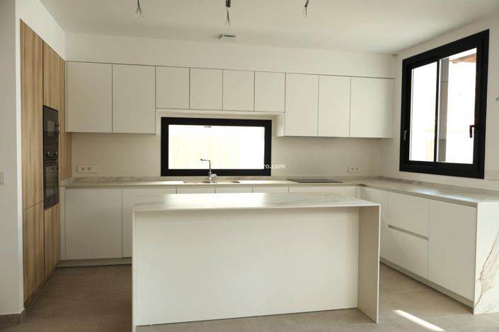 Image No.16-4 Bed Villa for sale