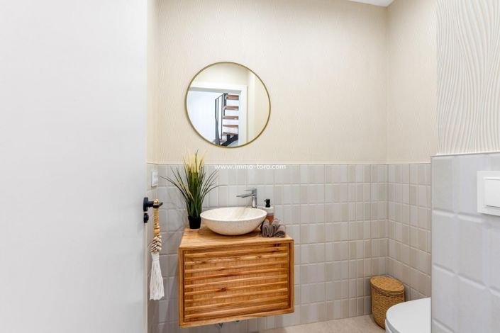 Image No.44-3 Bed Villa for sale