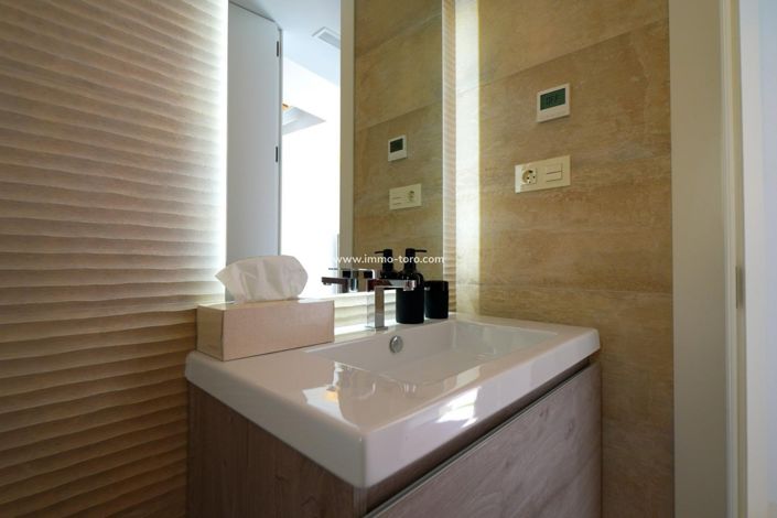 Image No.7-3 Bed Villa for sale