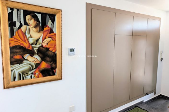 Image No.14-Villa for sale