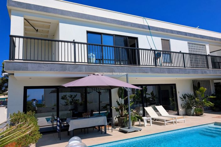 Image No.20-Villa for sale