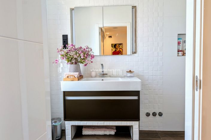 Image No.25-Villa for sale