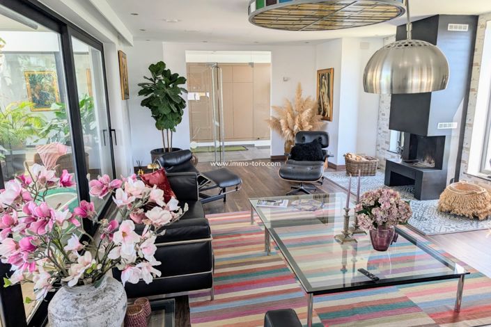 Image No.7-Villa for sale