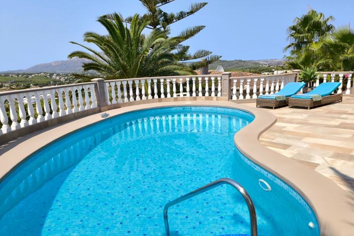 Image No.1-3 Bed Villa for sale