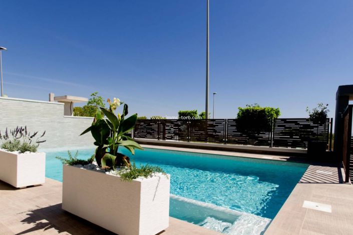 Image No.27-3 Bed Villa for sale