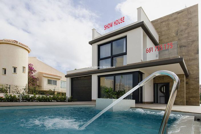 Image No.29-3 Bed Villa for sale