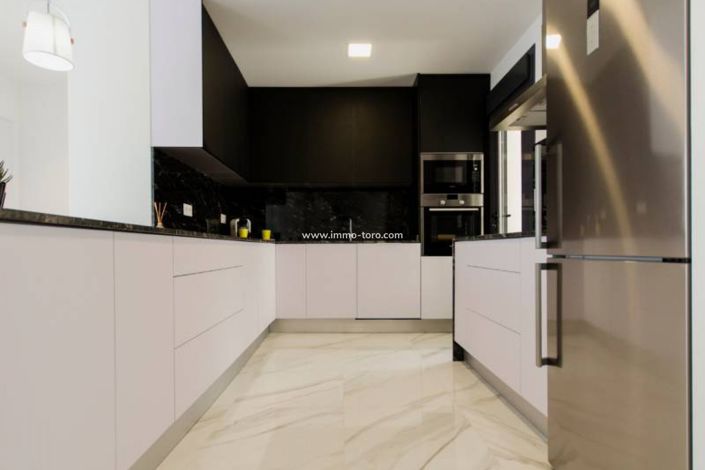 Image No.7-3 Bed Villa for sale