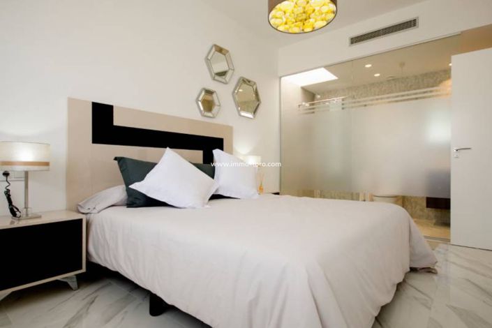 Image No.9-3 Bed Villa for sale