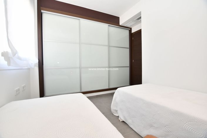 Image No.20-2 Bed Apartment for sale