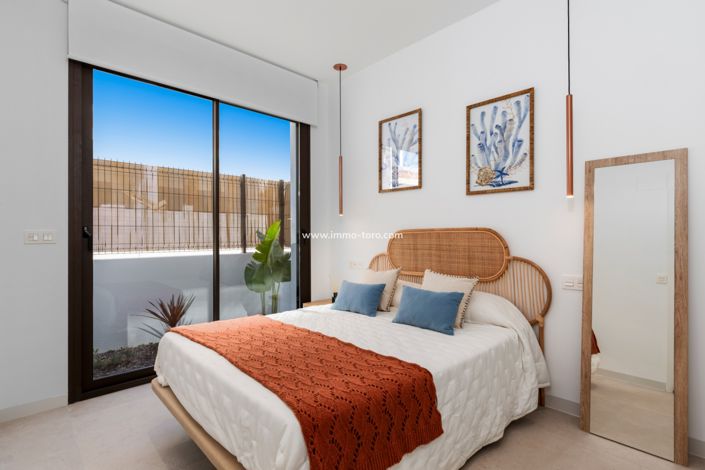 Image No.12-3 Bed Villa for sale