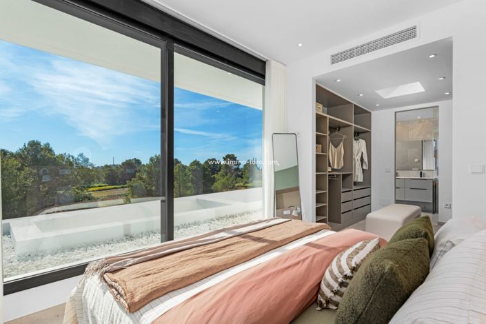 Image No.45-3 Bed Villa for sale