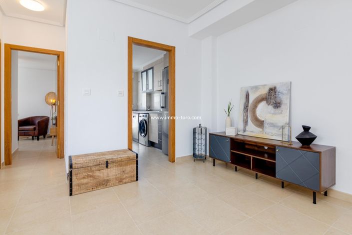 Image No.12-3 Bed Villa for sale