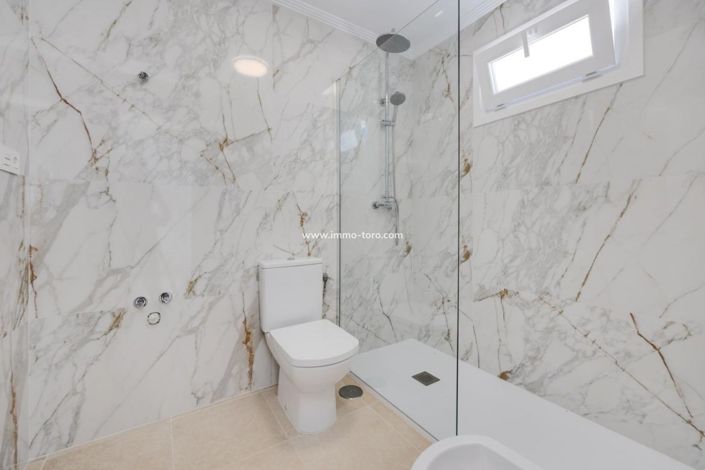 Image No.15-3 Bed Villa for sale