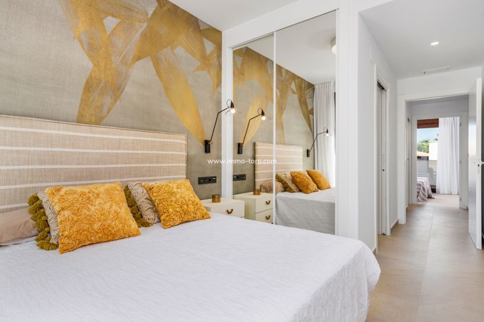 Image No.36-3 Bed Property for sale