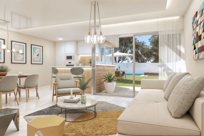 Image No.20-3 Bed Property for sale