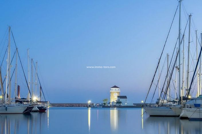 Image No.19-4 Bed Property for sale