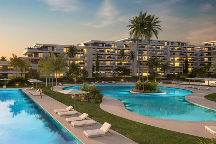 Image No.2-4 Bed Property for sale