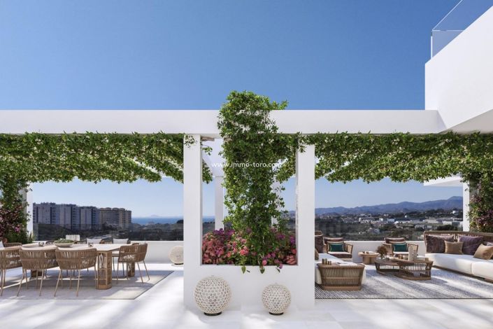 Image No.14-3 Bed Property for sale