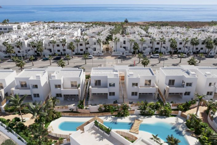 Image No.9-2 Bed Property for sale