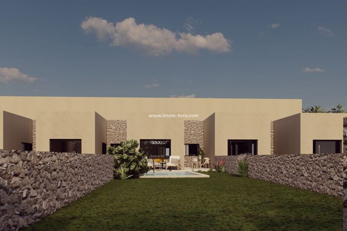 Image No.13-3 Bed Property for sale