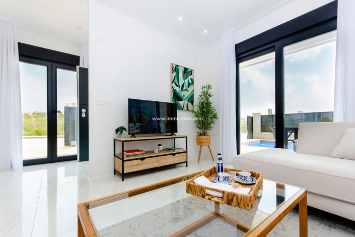 Image No.47-3 Bed Villa for sale