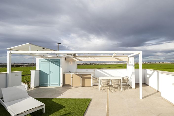 Image No.32-2 Bed Property for sale