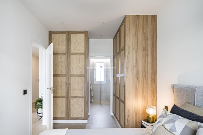 Image No.39-2 Bed Property for sale