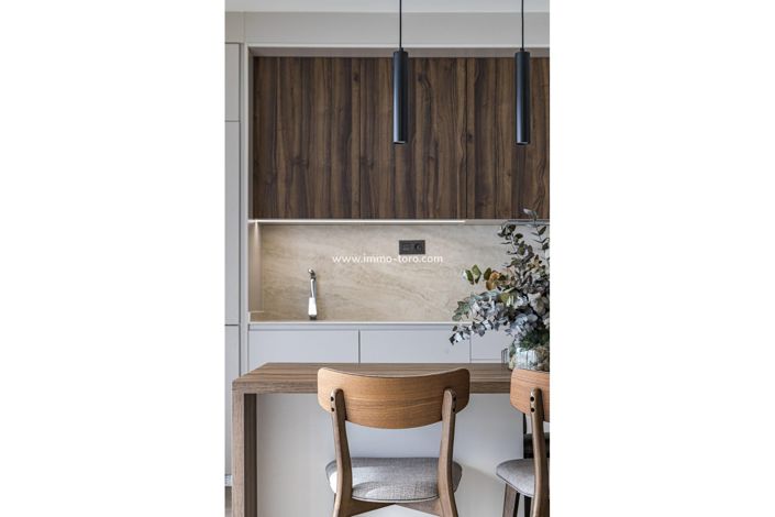 Image No.43-2 Bed Property for sale