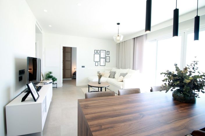 Image No.50-2 Bed Property for sale