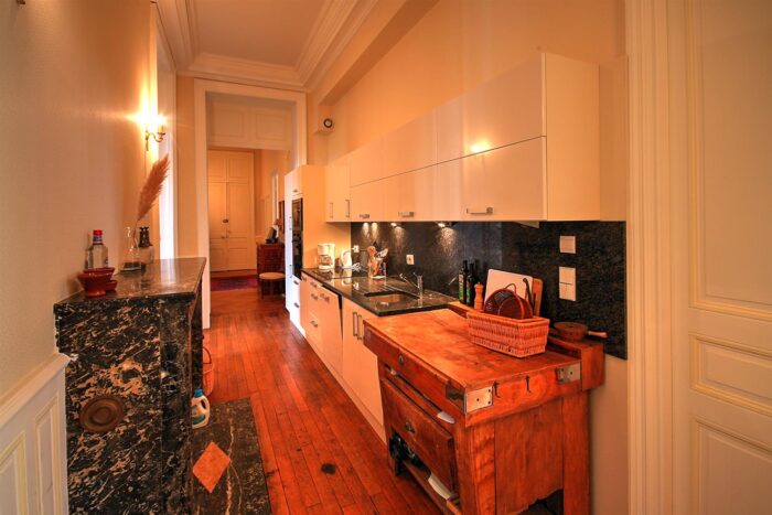 Image No.10-2 Bed Apartment for sale