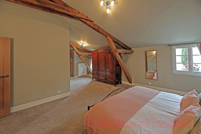 Image No.21-5 Bed House for sale