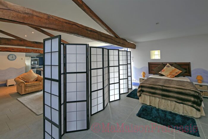 Image No.30-5 Bed House for sale