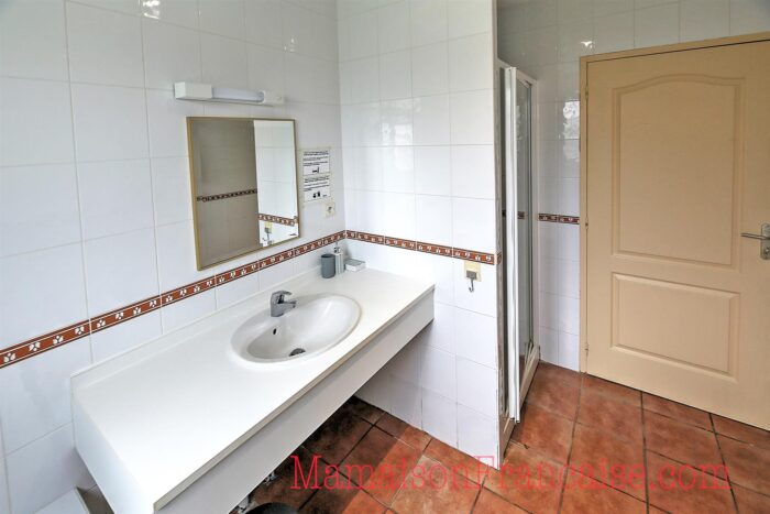 Image No.22-3 Bed House for sale