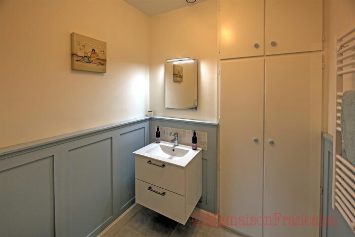 Image No.24-4 Bed Bungalow for sale