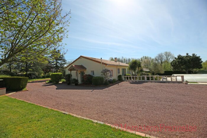 Image No.4-4 Bed Bungalow for sale