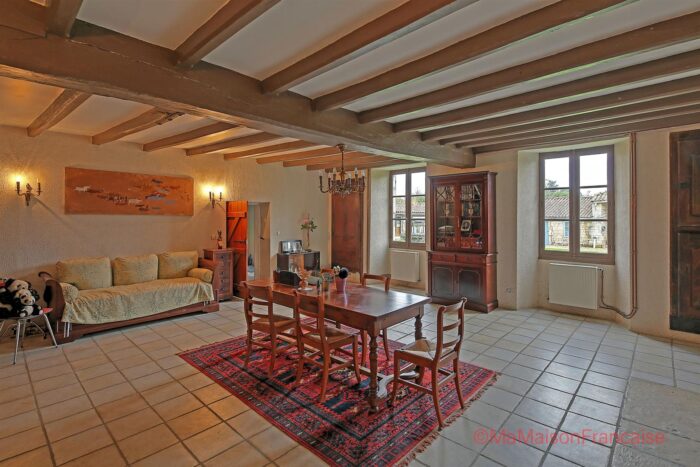 Image No.22-6 Bed House for sale