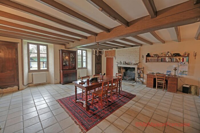 Image No.23-6 Bed House for sale