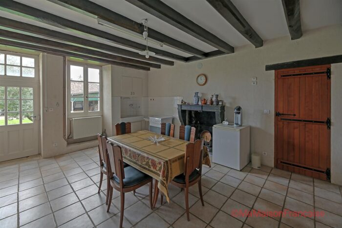 Image No.24-6 Bed House for sale