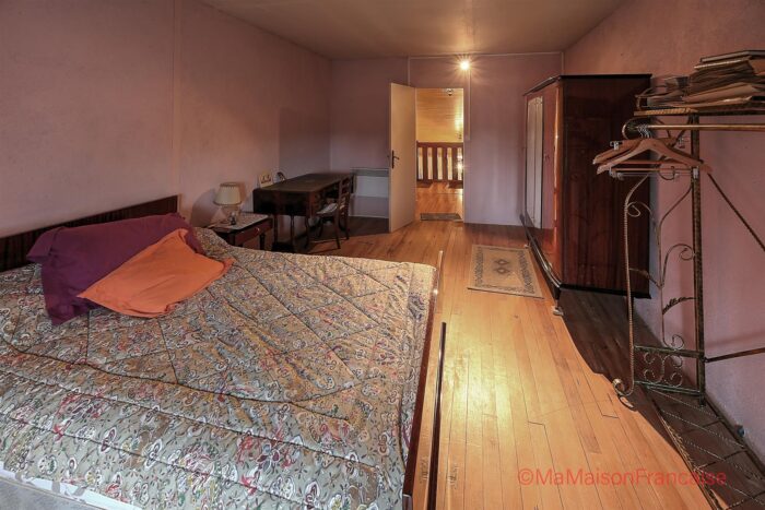 Image No.29-6 Bed House for sale