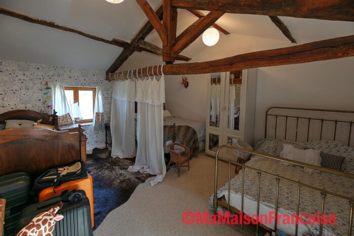 Image No.20-3 Bed House for sale