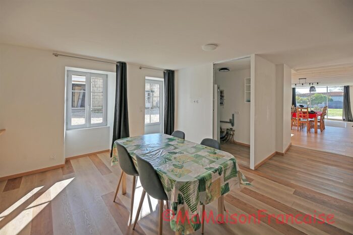 Image No.12-2 Bed House for sale