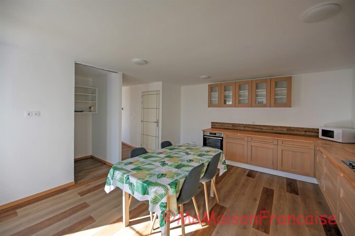 Image No.13-2 Bed House for sale