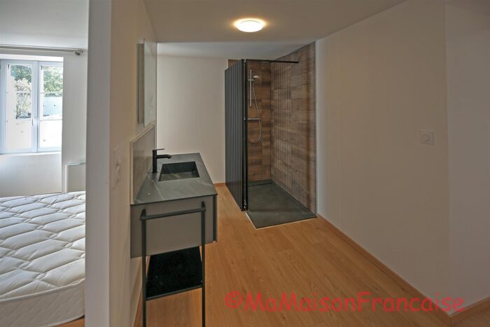 Image No.22-2 Bed House for sale